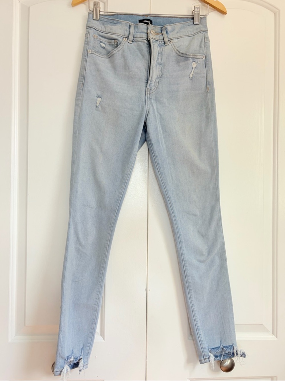 Express Jeans Bundle Women Size 4 Skinny Mid Rise Distressed Denim 2 Pair - Picture 2 of 16